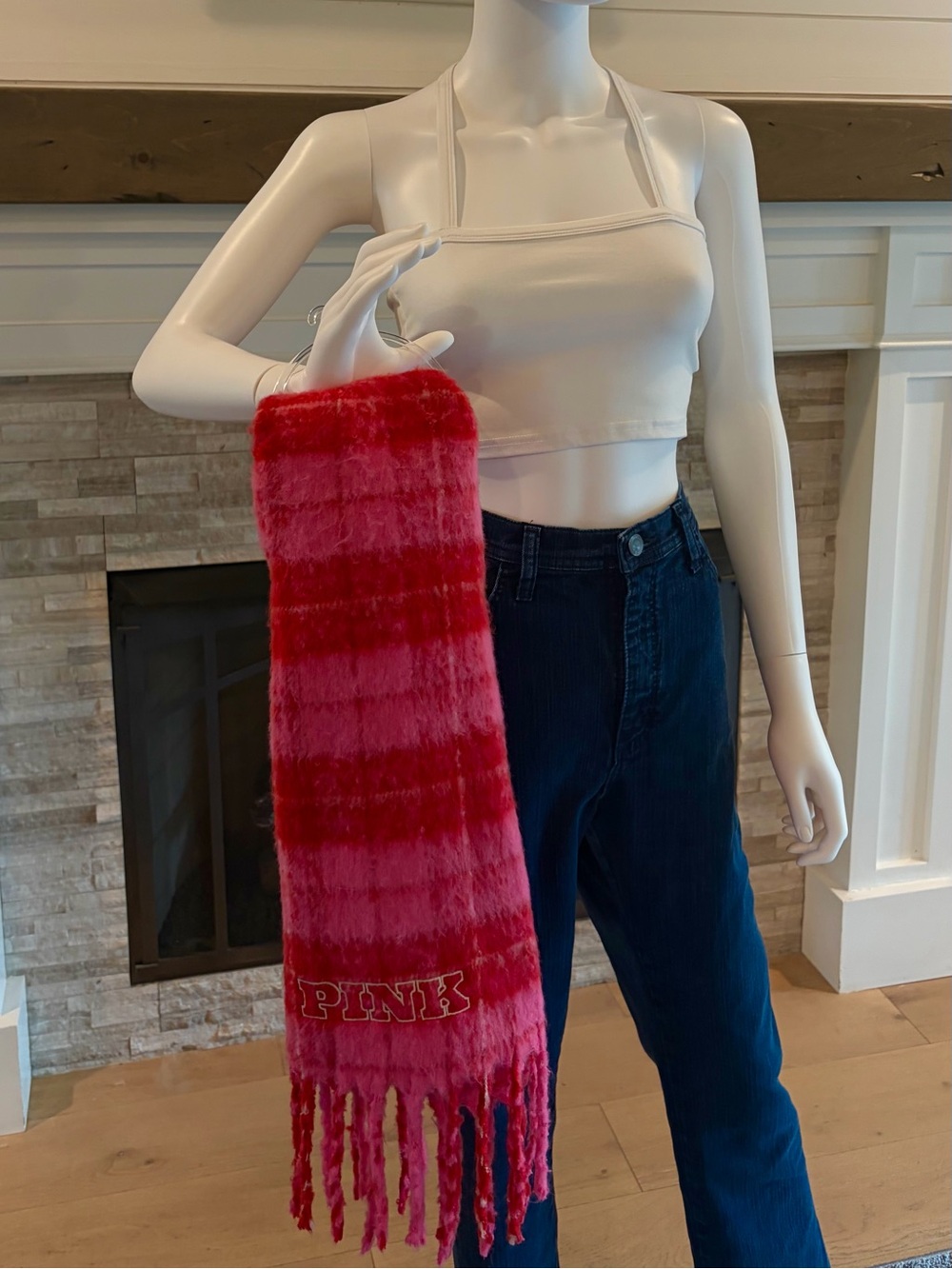 PINK Victoria’s Secret – Preppy Plaid Christmas Scarf 🎀🎄 in Hotpink & Red - Picture 7 of 8